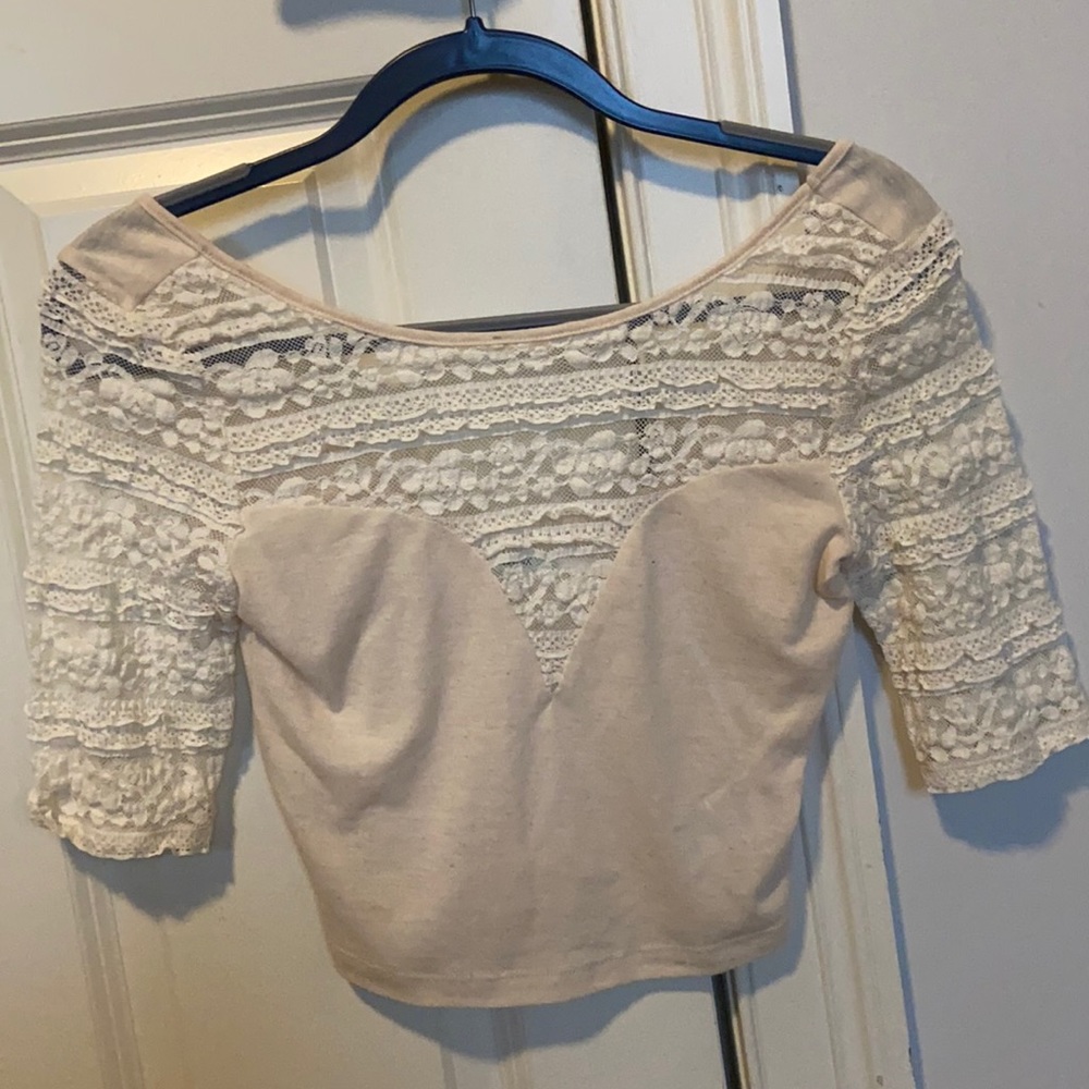 Cropped half sleeve top